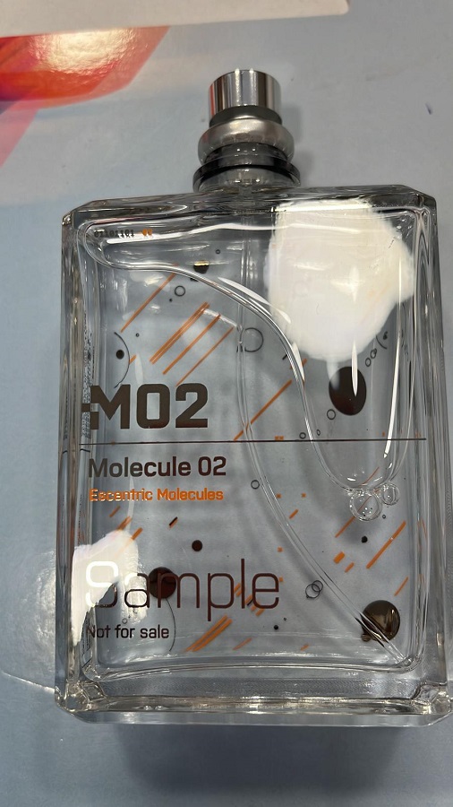 אסנטריק מולקולס מולקול 02 - Escentric Molecules Molecule 02 - בושם יוניסקס - 100 מ"ל EDT (טסטר)